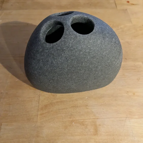 Toothbrush holder - Picture 3 of 8